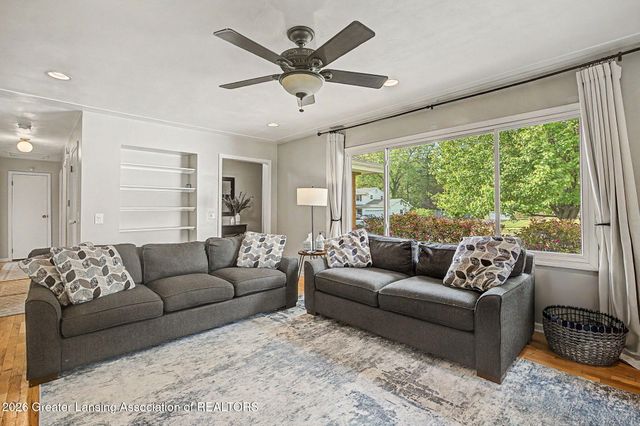 4537 Weswilmar Drive, Holt, MI 48842
