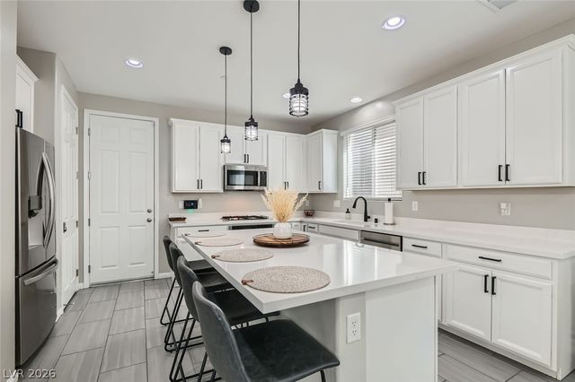 225 Sul Ponticello Avenue, Las Vegas, NV 89011