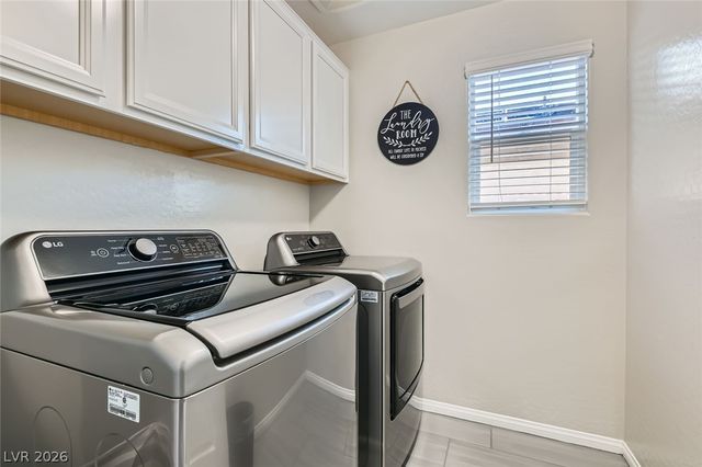 225 Sul Ponticello Avenue, Las Vegas, NV 89011