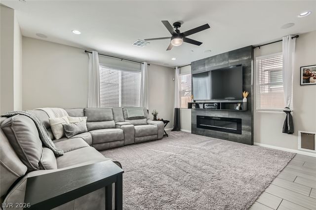 225 Sul Ponticello Avenue, Las Vegas, NV 89011