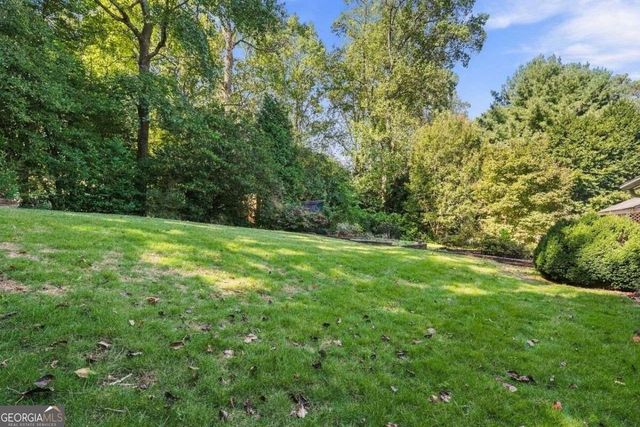 2051 Hemlock Trail, Snellville, GA 30078