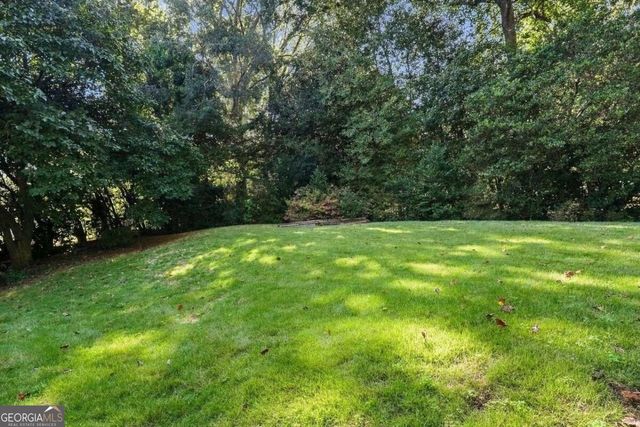 2051 Hemlock Trail, Snellville, GA 30078
