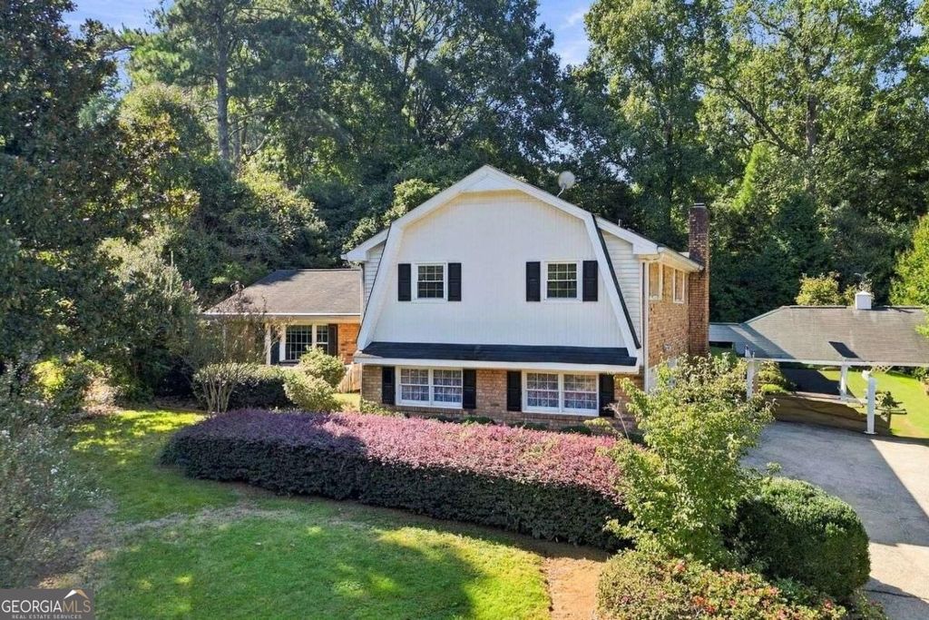 2051 Hemlock Trail, Snellville, GA 30078 — photo 2