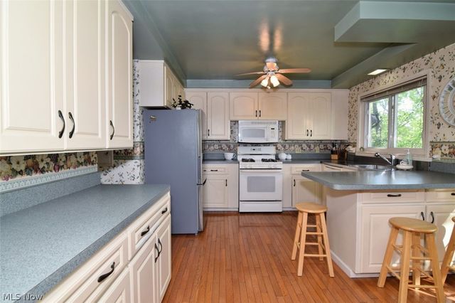 2965 Macbeth Drive, Rocky River, OH 44116
