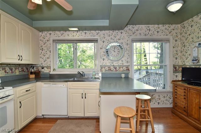 2965 Macbeth Drive, Rocky River, OH 44116