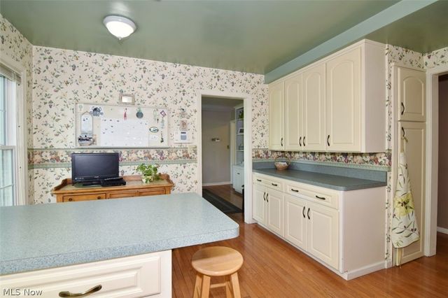 2965 Macbeth Drive, Rocky River, OH 44116
