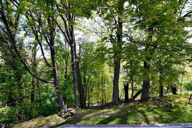 2965 Macbeth Drive, Rocky River, OH 44116