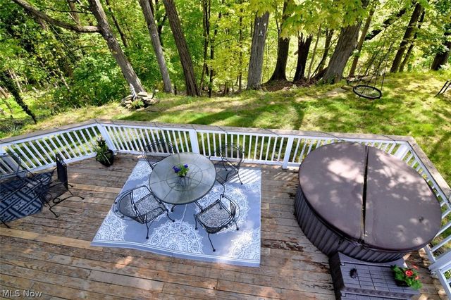2965 Macbeth Drive, Rocky River, OH 44116