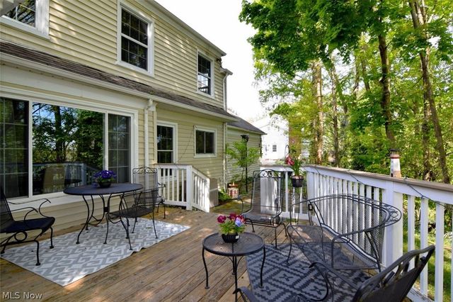 2965 Macbeth Drive, Rocky River, OH 44116