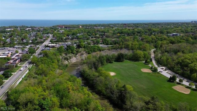 2965 Macbeth Drive, Rocky River, OH 44116