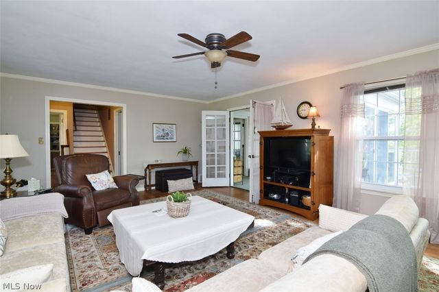 2965 Macbeth Drive, Rocky River, OH 44116