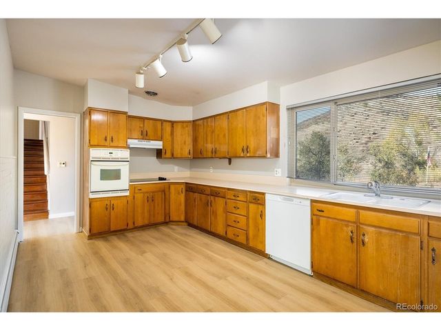 215 Lookout View Ct, Golden, CO 80401