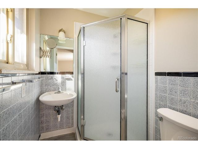 215 Lookout View Ct, Golden, CO 80401