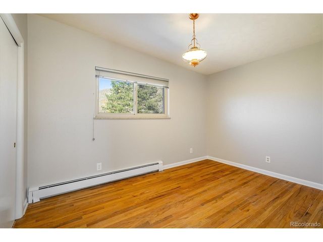 215 Lookout View Ct, Golden, CO 80401