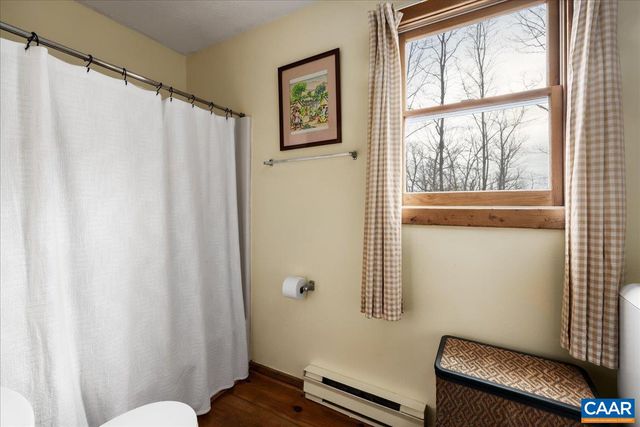 406 RACCOON DR, Winchester, VA 22602