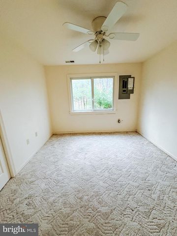 2568 TREE HOUSE DR, Woodbridge, VA 22192