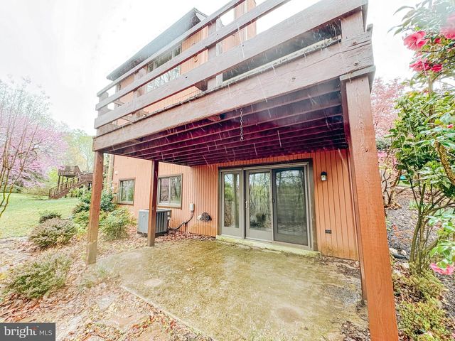 2568 TREE HOUSE DR, Woodbridge, VA 22192