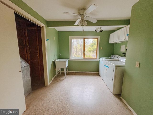 2568 TREE HOUSE DR, Woodbridge, VA 22192