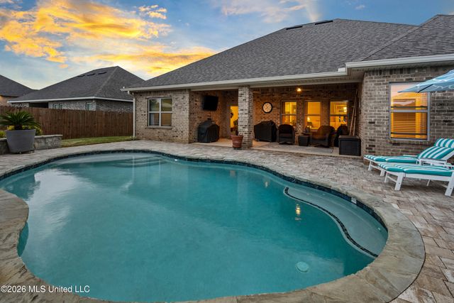 2350 W Clairmont Drive, Semmes, AL 36575