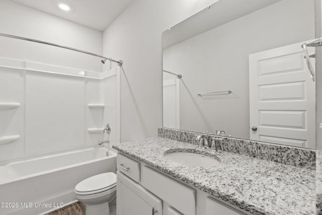 2350 W Clairmont Drive, Semmes, AL 36575
