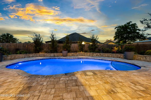 2350 W Clairmont Drive, Semmes, AL 36575