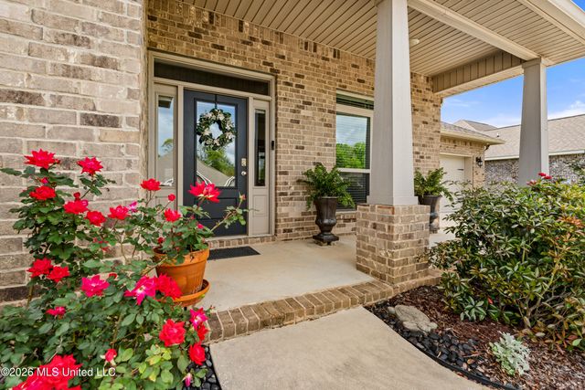 2350 W Clairmont Drive, Semmes, AL 36575