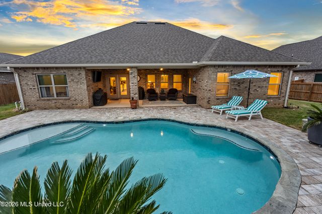 2350 W Clairmont Drive, Semmes, AL 36575