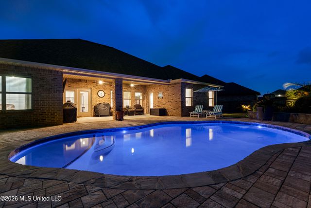 2350 W Clairmont Drive, Semmes, AL 36575