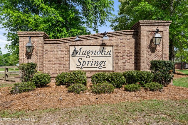 2350 W Clairmont Drive, Semmes, AL 36575