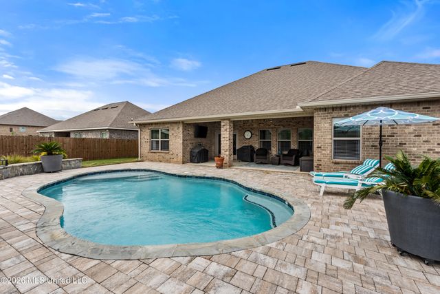2350 W Clairmont Drive, Semmes, AL 36575