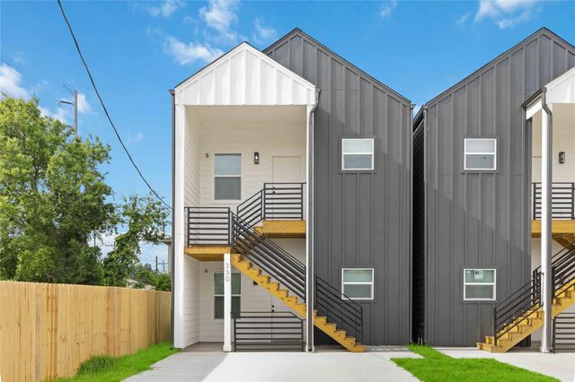330 Clearwater A, Houston, TX 77029
