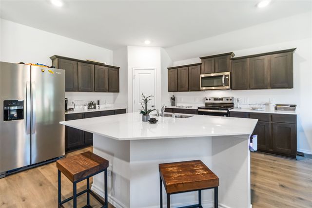 103 Mapleoak Drive, Caddo Mills, TX 75135