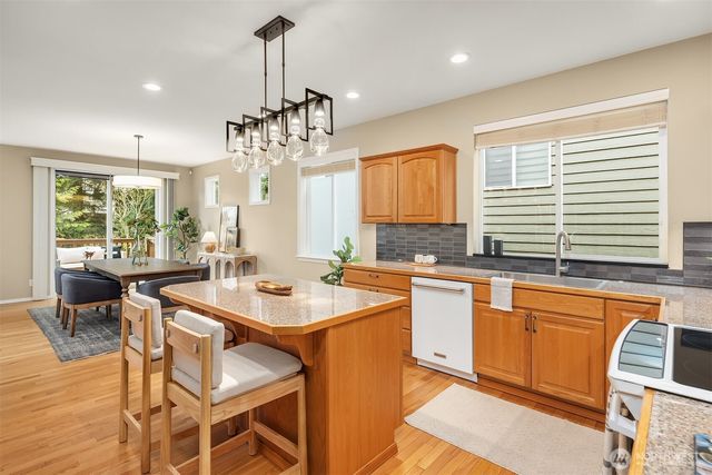2802 144th Place SW, Lynnwood, WA 98087