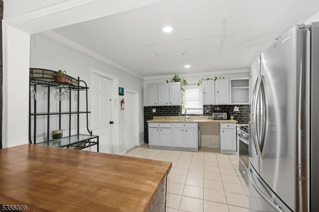 212 Rt23, Hamburg Boro, NJ 07419