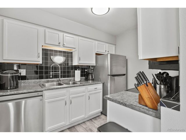 9195 E Lehigh Ave 169, Denver, CO 80237