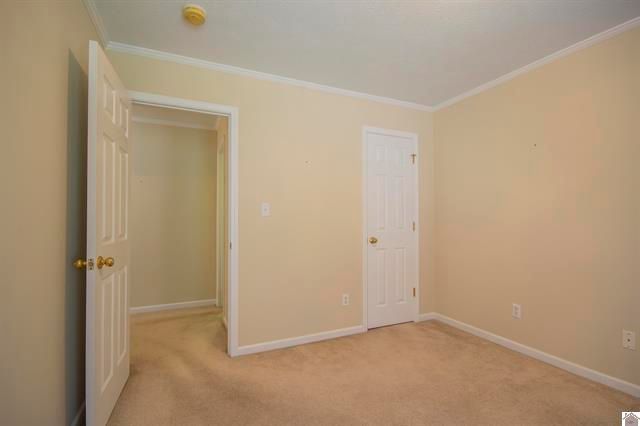 5073 Hill Terrace, Paducah, KY 42001