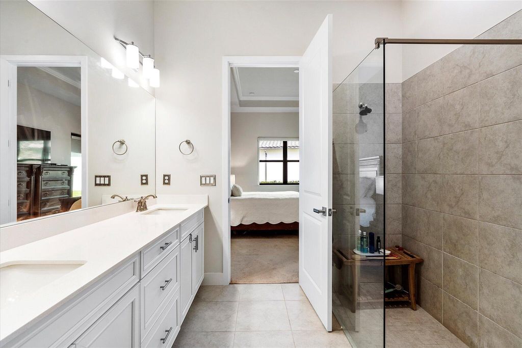 Image 10 of property listing at 8318 W Blue Spring Drive, Parkland, FL 33067