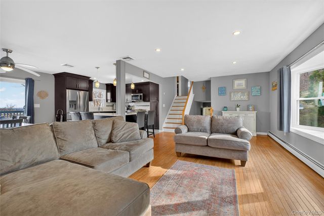 24 Sebastian Court, Hopewell Junction, NY 12533