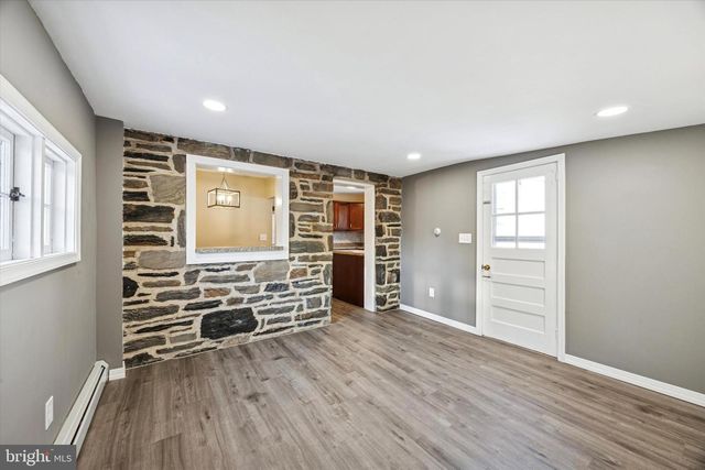 703 N PROVIDENCE RD, Media, PA 19063