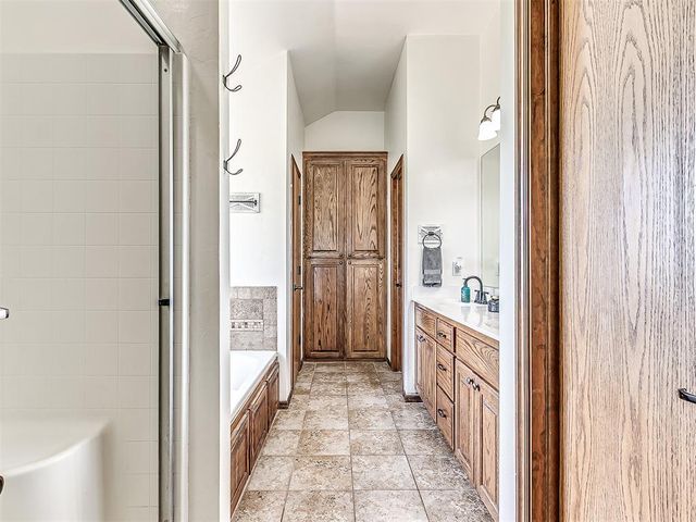 30191 N 2970 Road, Cashion, OK 73016