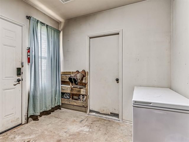 30191 N 2970 Road, Cashion, OK 73016