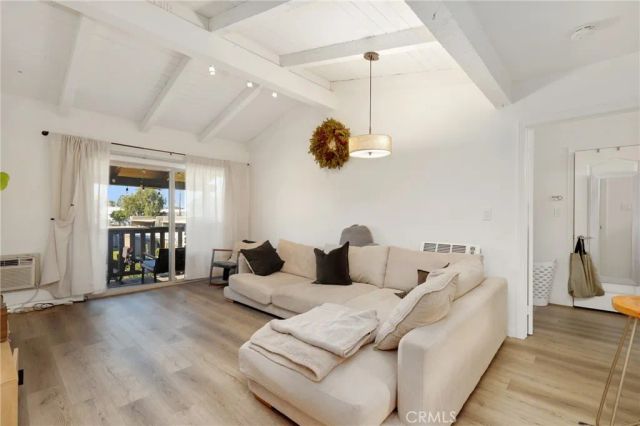 1345 Cabrillo Park Drive Q02, Santa Ana, CA 92701