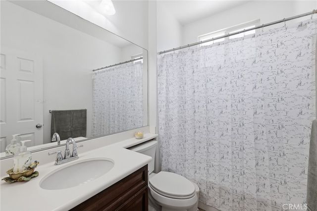 44106 Raven ln, Lancaster, CA 93536