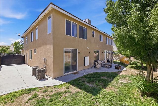 44106 Raven ln, Lancaster, CA 93536