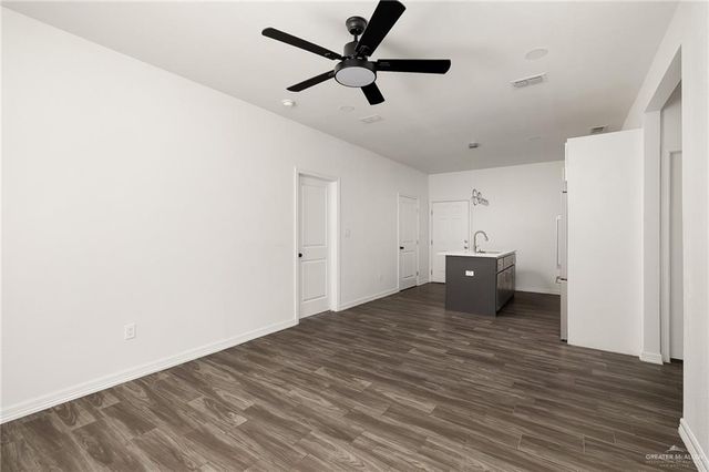 901 N Maryland Street, Alton, TX 78573