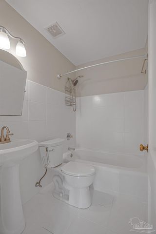 830 Moreno St, Pensacola, FL 32501