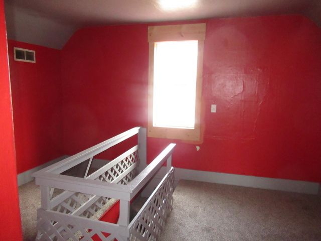 1208 Marshall Avenue, Paris, IL 61944