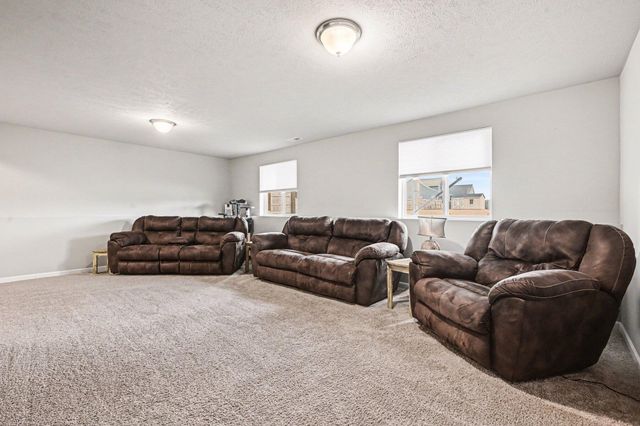 30861 Mission Street, Paw Paw, MI 49079