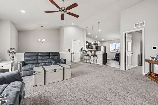 30861 Mission Street, Paw Paw, MI 49079