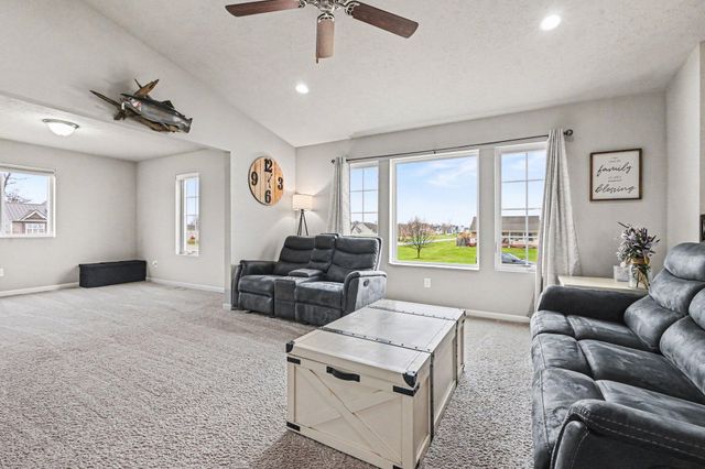 30861 Mission Street, Paw Paw, MI 49079